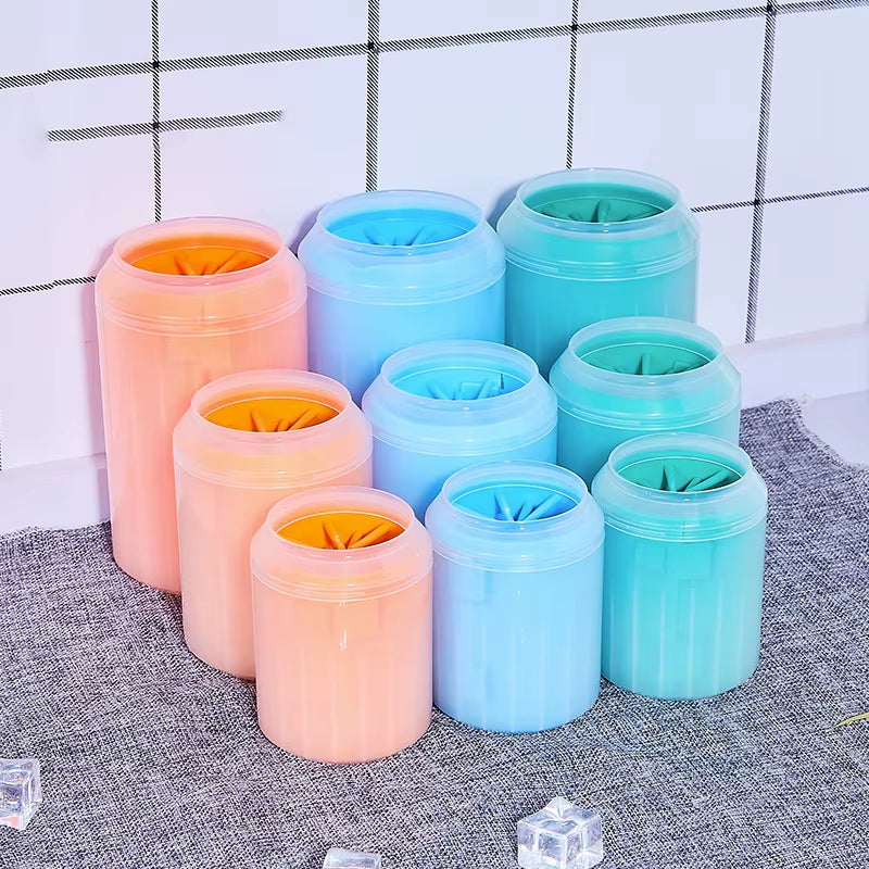 Revolutionary Dog Paw Cleaner Cup - Effortless Washing with Soft Silicone Combs for Happy, Clean Paws!
